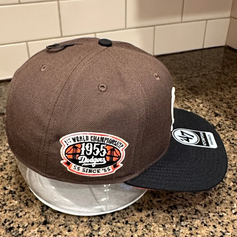 Los Angeles Dodgers '47 Captain Snapback Hat Brown Black 1955 World Series New